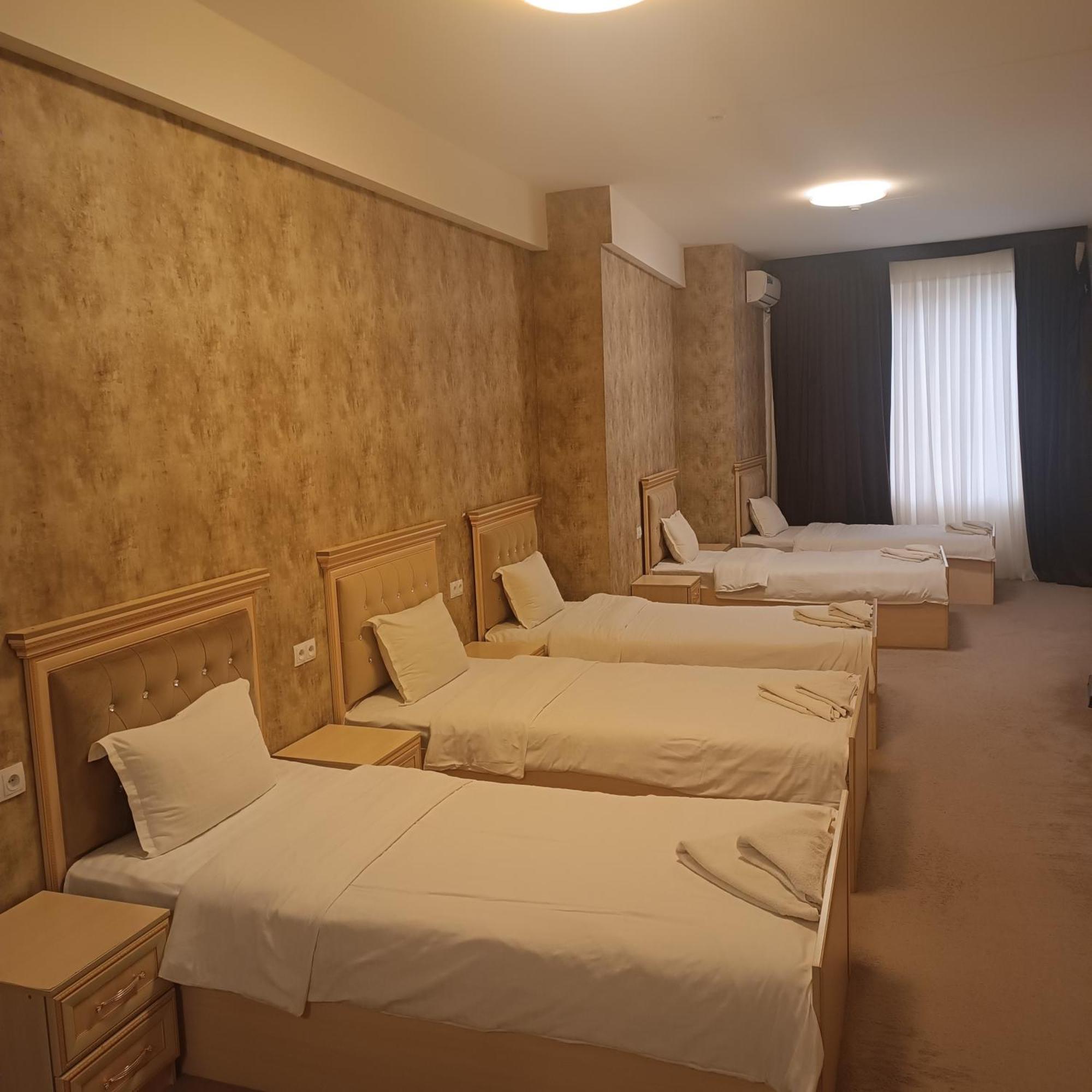Grand Caravan Taszkent Zewnętrze zdjęcie
